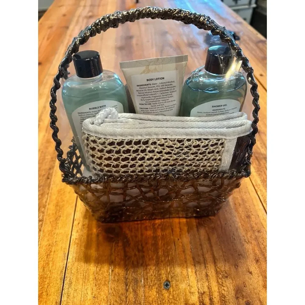 NIB ArioseMonde Coconut Vanilla Spa Gift Basket 8-Piece Bath Metal Wire Set